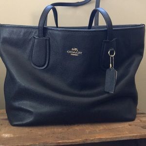 Coach city zip tote